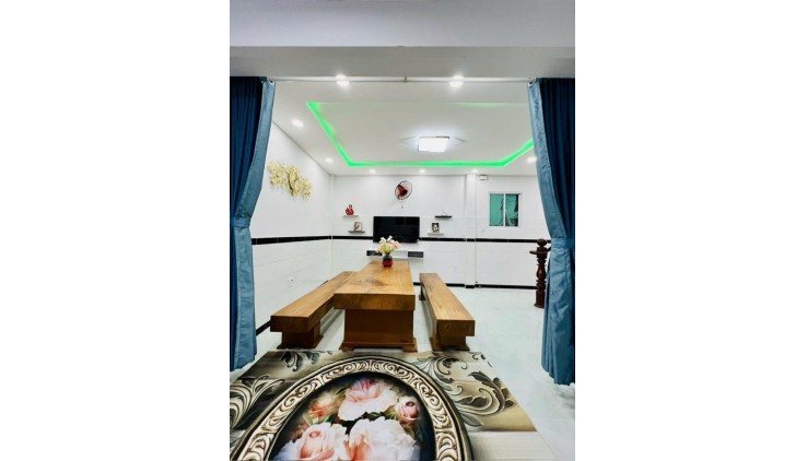 Cần bán nhà GẤP hẻm Thống Nhất, Gò Vấp, 42m², 4.2 tỷ Tặng full nội thất